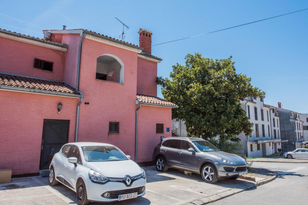 Two Bed Rooms Fortuna Near The Beach Πόρετς Εξωτερικό φωτογραφία