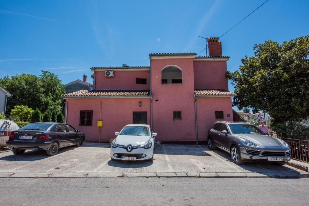 Two Bed Rooms Fortuna Near The Beach Πόρετς Εξωτερικό φωτογραφία
