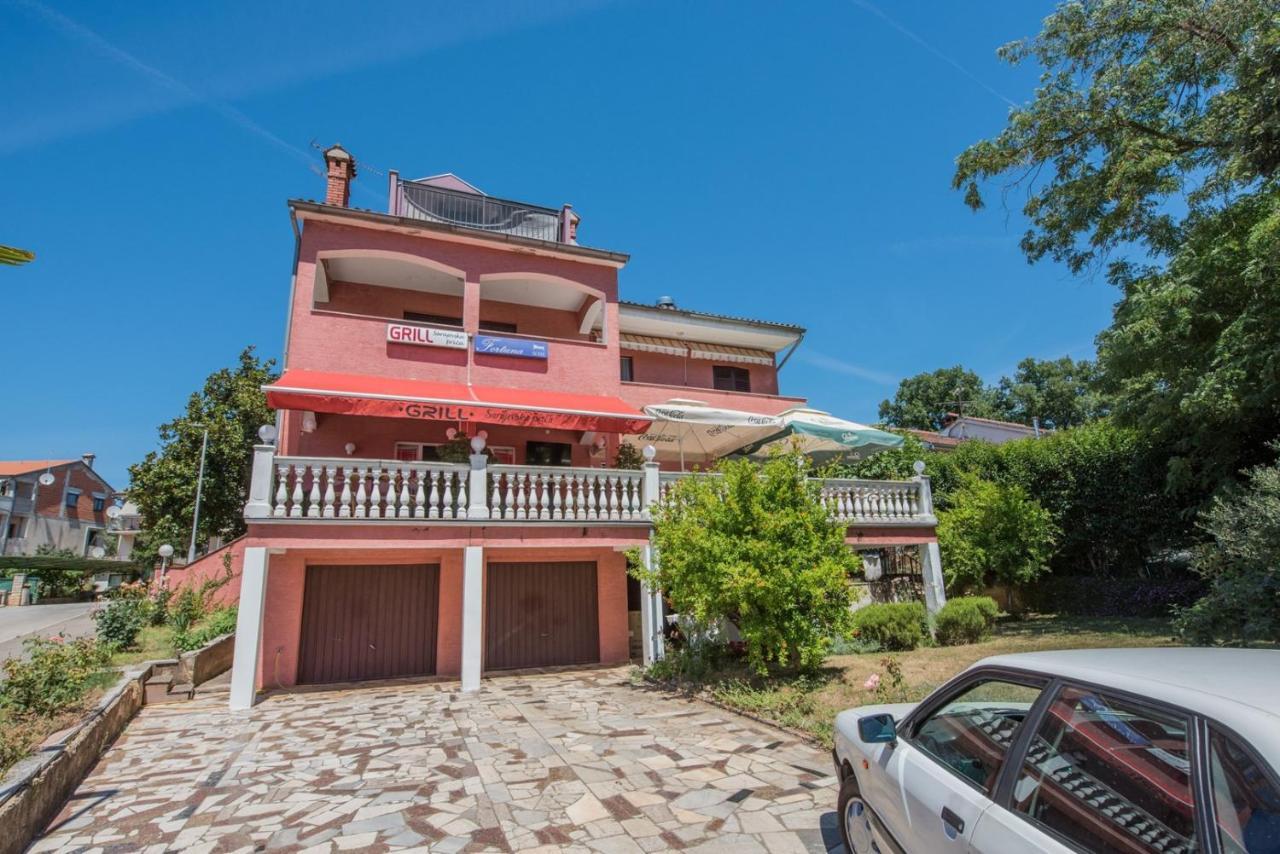Two Bed Rooms Fortuna Near The Beach Πόρετς Εξωτερικό φωτογραφία