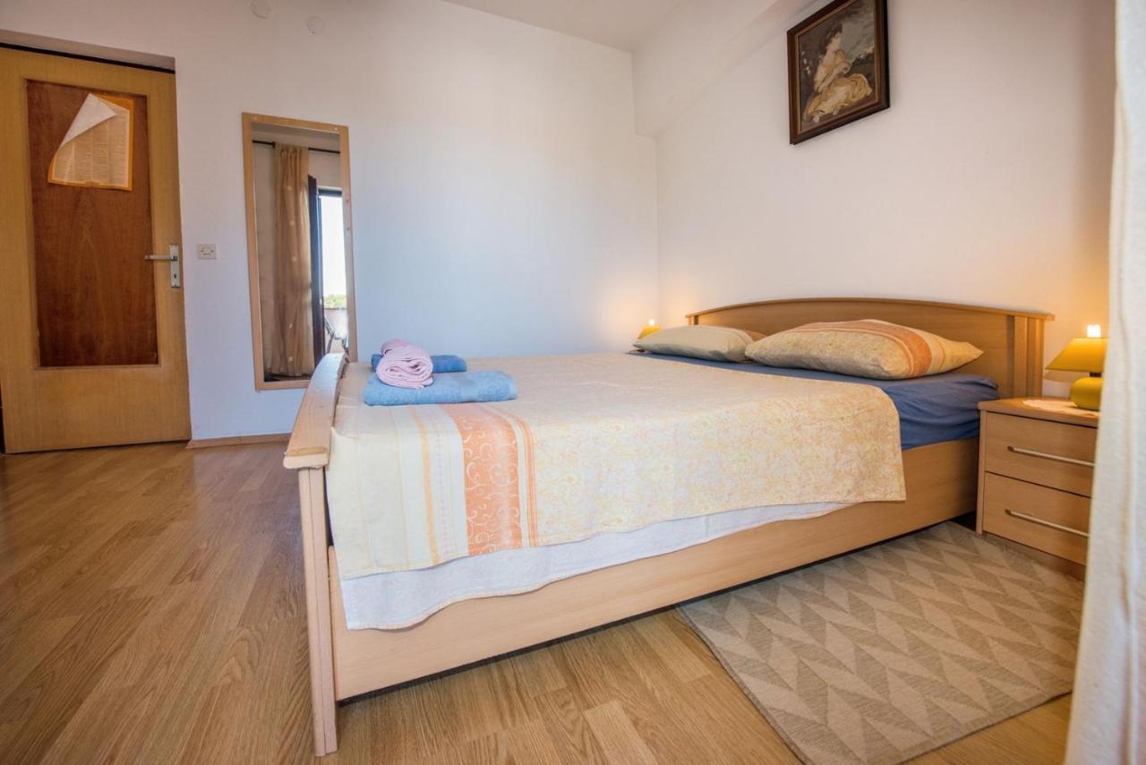 Two Bed Rooms Fortuna Near The Beach Πόρετς Εξωτερικό φωτογραφία