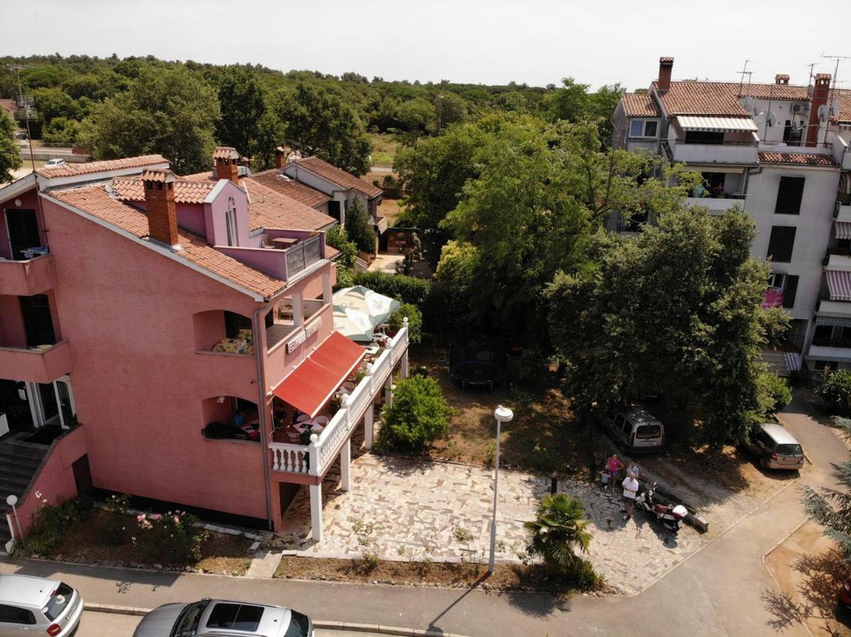 Two Bed Rooms Fortuna Near The Beach Πόρετς Εξωτερικό φωτογραφία