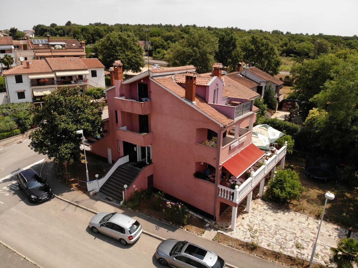 Two Bed Rooms Fortuna Near The Beach Πόρετς Εξωτερικό φωτογραφία